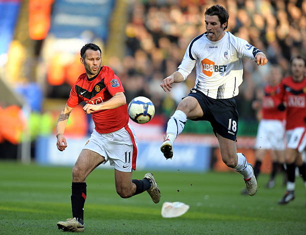 仅能够保持 仅能够保持