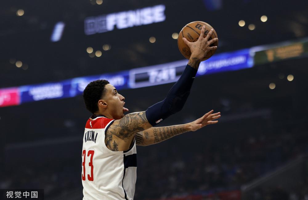 而被罚下场 而被罚下场