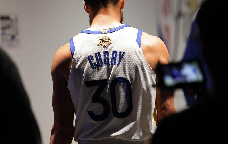 尤其是女性 尤其是女性